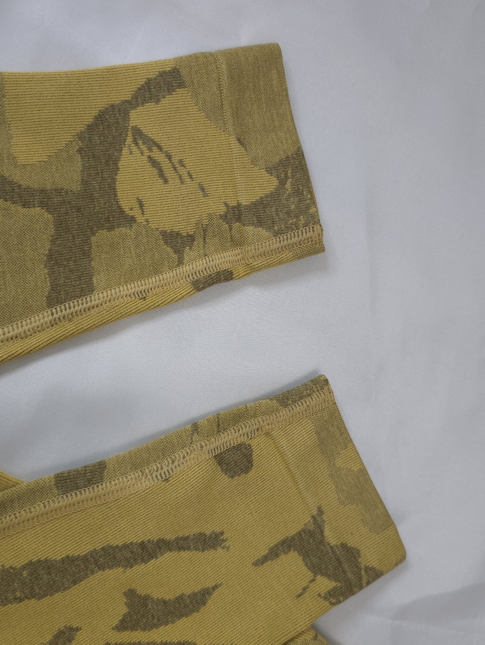 Gymshark Camo Seamless Leggings Scrunch Butt High Waisted Sculpting S - Picture 10 of 10